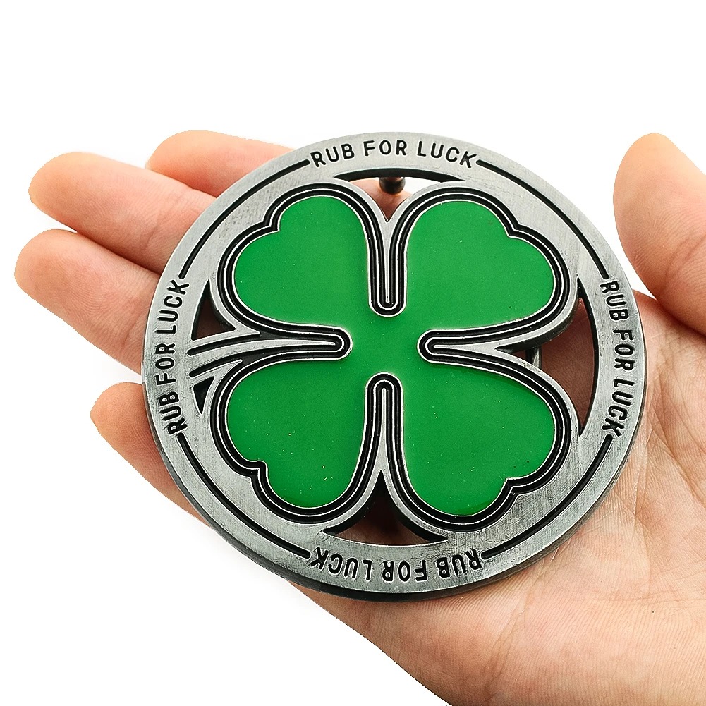 Four Leaf Clover Belt Buckle R - Outdoor Hunting Outfit recensie en prijs
